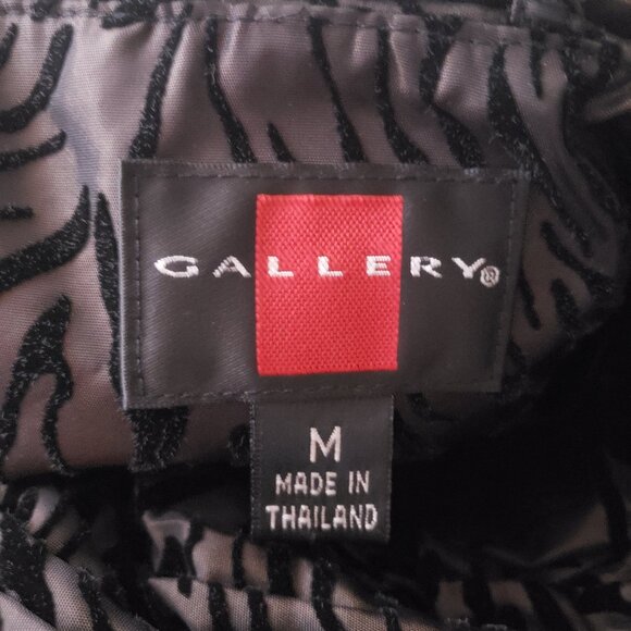 Gallery NWOT Medium Velvet Tiger Long Coat Rain Jacket Accordion Hood Lined - Picture 3 of 14